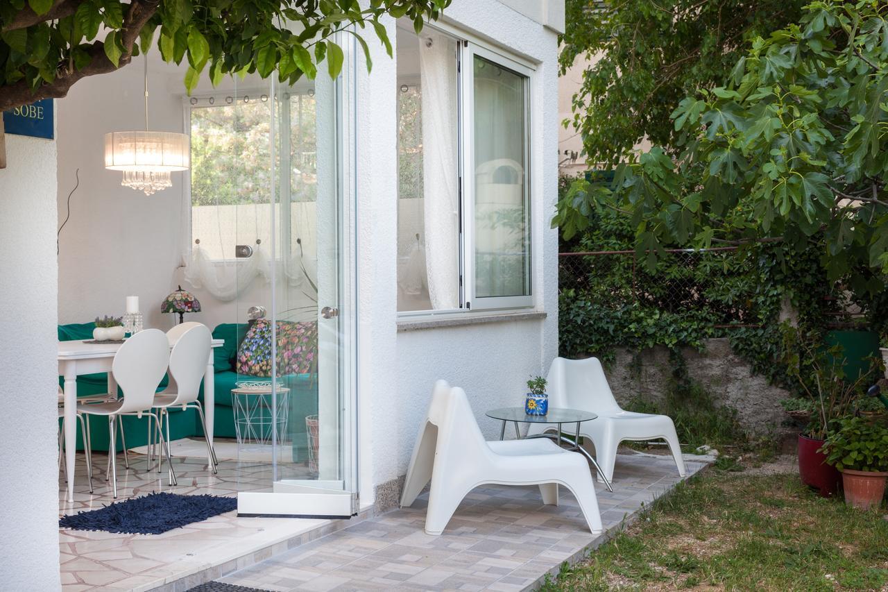 Beach Marin Makarska Bagian luar foto